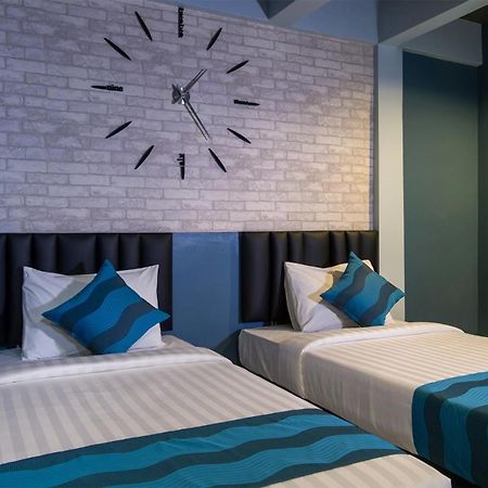 Хостел Amity Poshtel Крабі Екстер'єр фото